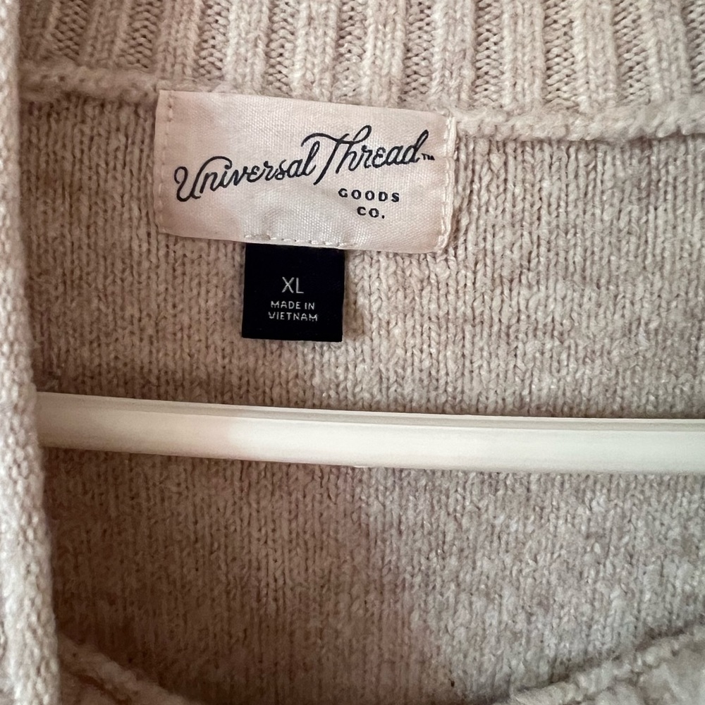 Universal Thread Color-block Sweater - Picture 6 of 6